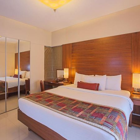 โอ๊ควูด เรสซิเด้นซ์ Aparthotel ปูเน่ ภายนอก รูปภาพ