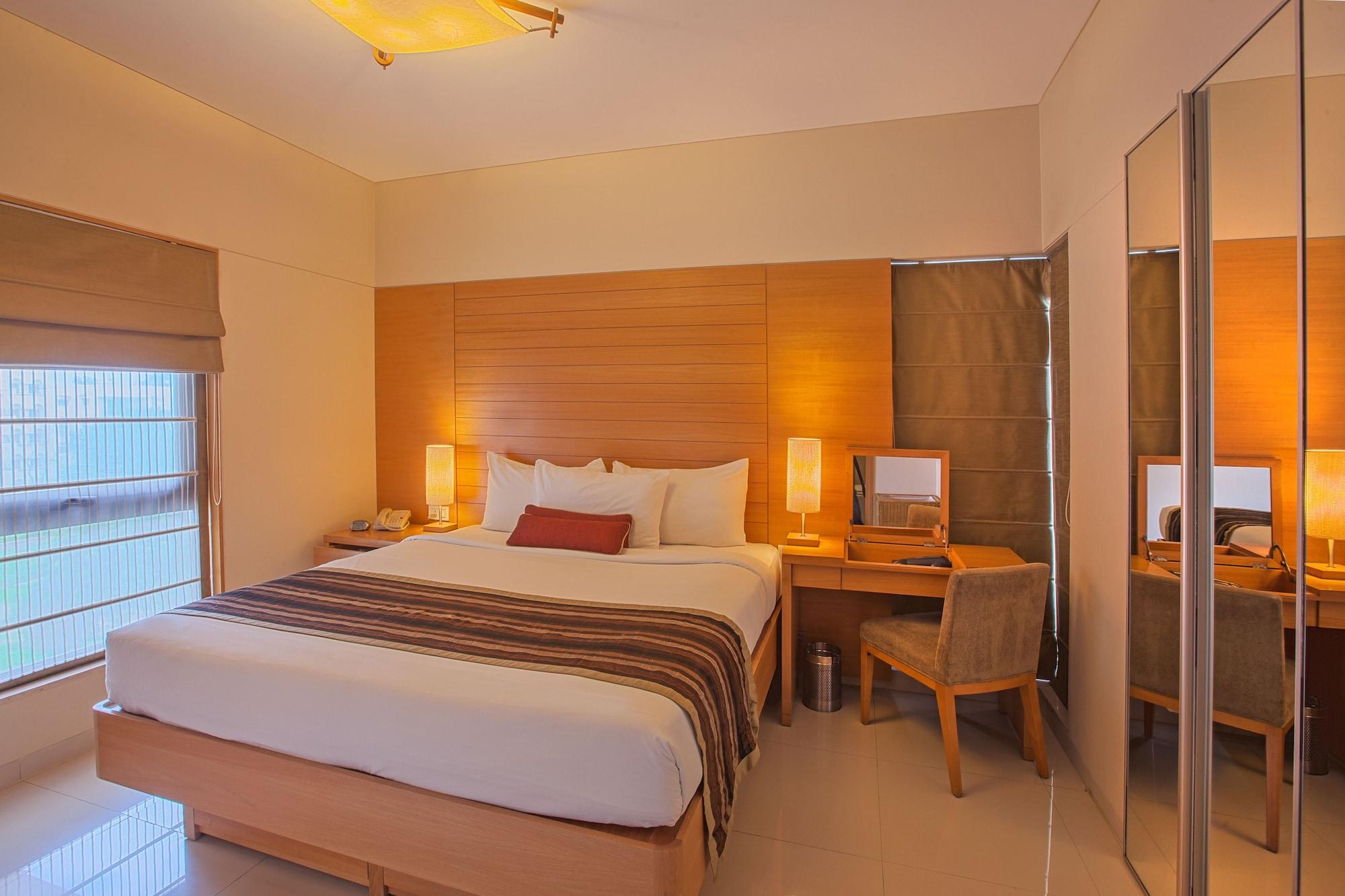 โอ๊ควูด เรสซิเด้นซ์ Aparthotel ปูเน่ ภายนอก รูปภาพ