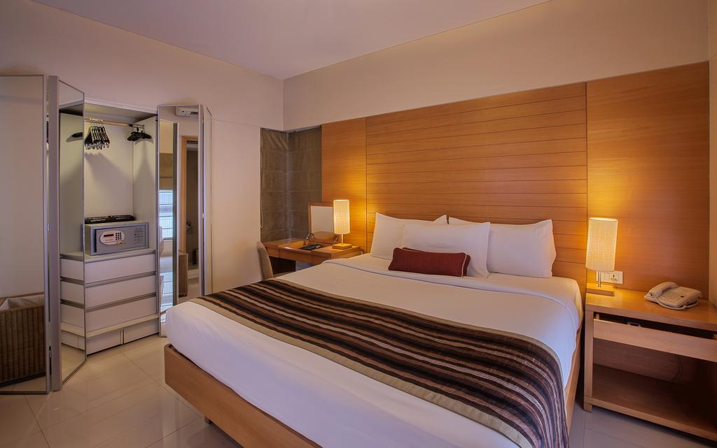 โอ๊ควูด เรสซิเด้นซ์ Aparthotel ปูเน่ ภายนอก รูปภาพ