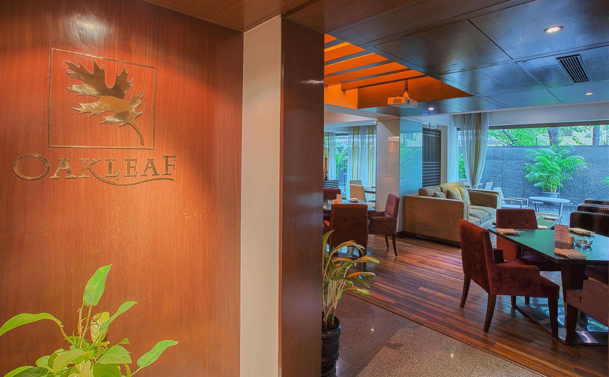 โอ๊ควูด เรสซิเด้นซ์ Aparthotel ปูเน่ ภายนอก รูปภาพ