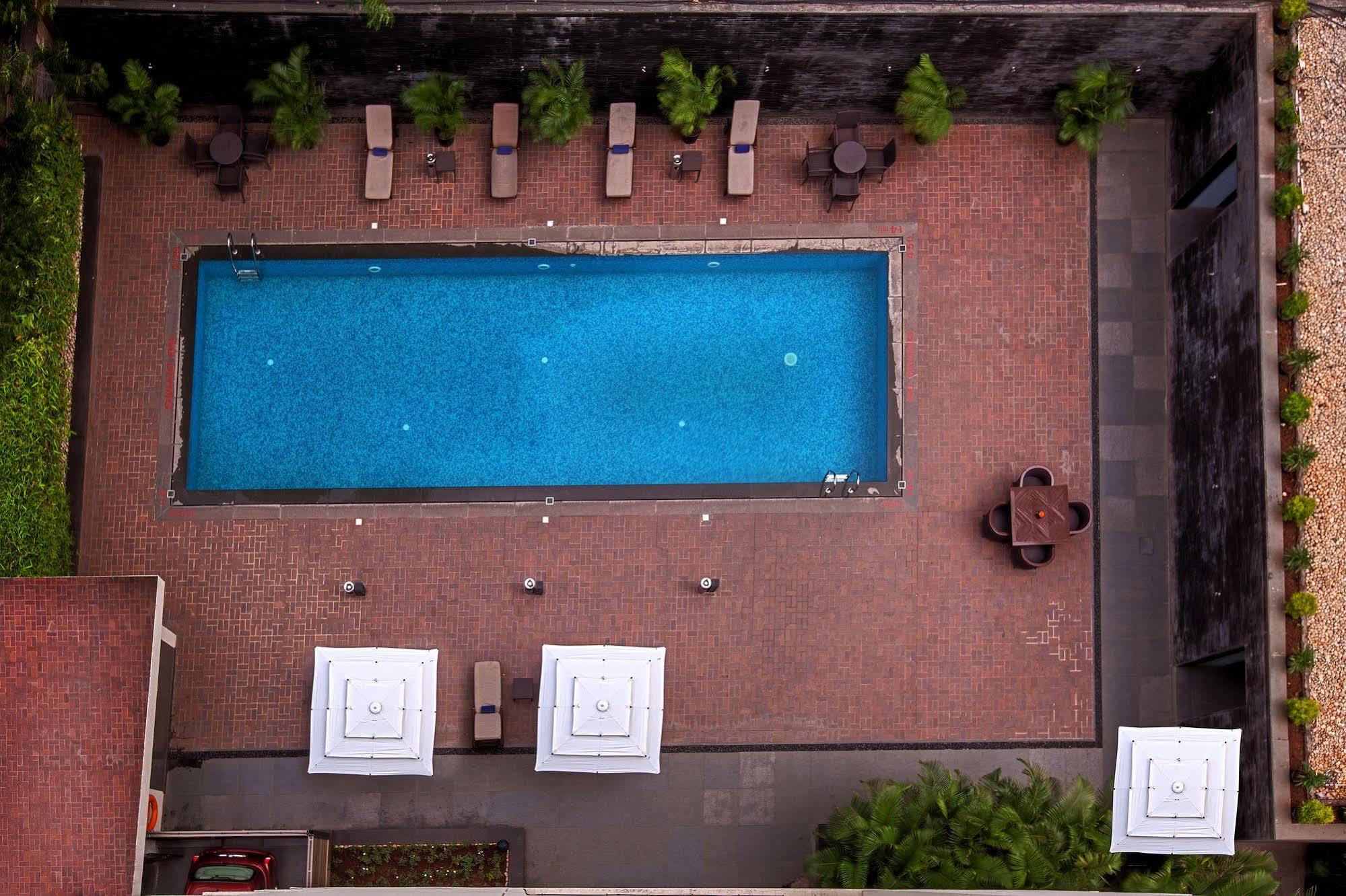 โอ๊ควูด เรสซิเด้นซ์ Aparthotel ปูเน่ ภายนอก รูปภาพ